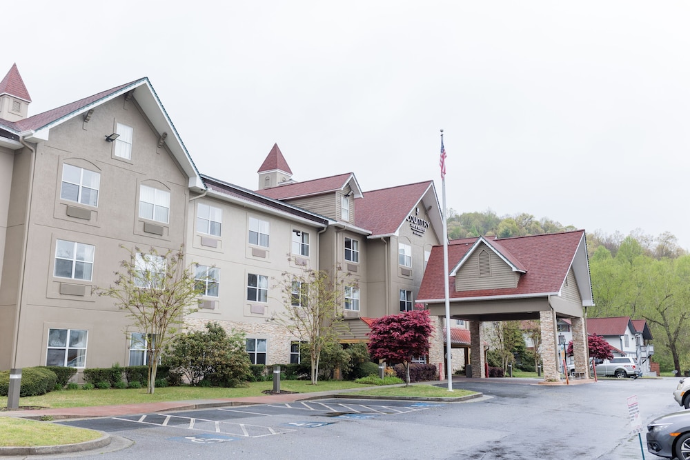 Country Inn & Suites by Radisson Helen GA - photo 65