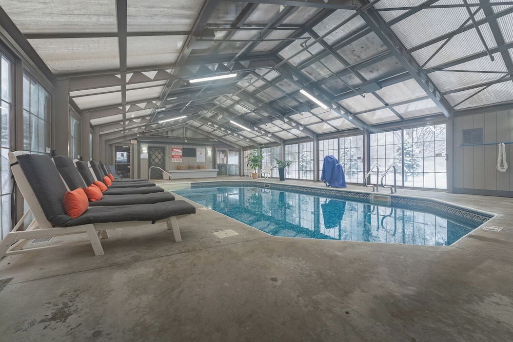 Sun & Ski Inn And Suites - photo 87