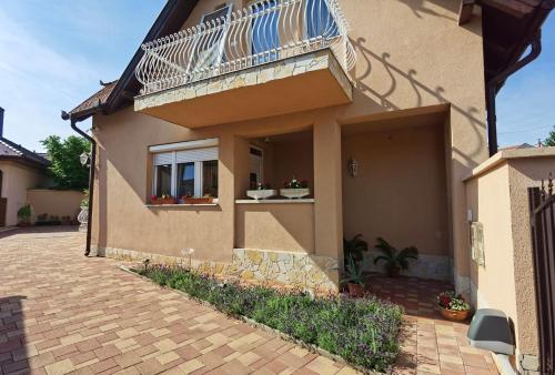 Enci Apartman — 4-Star Luxury Hotel in Hajduszoboszlo, Hungary