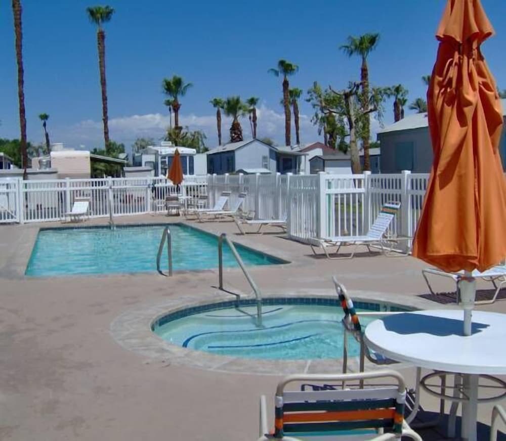 Indian Wells RV Resort - photo 9