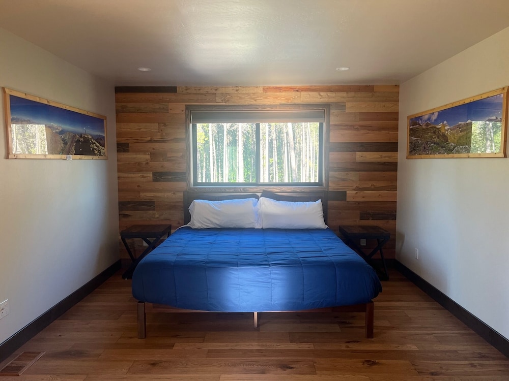 Glacier Homestead - photo 9