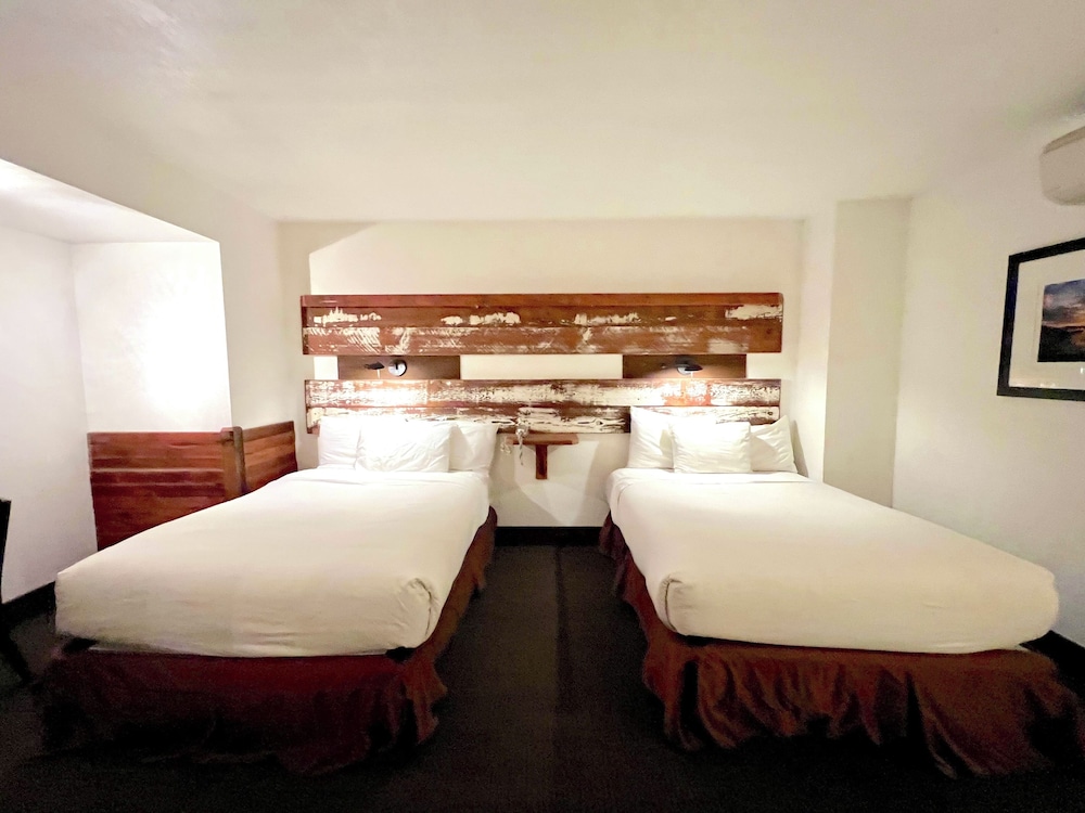Inn At South Lake Tahoe - photo 8