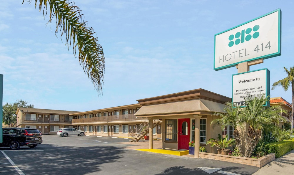 Hotel 414 Anaheim - photo 79