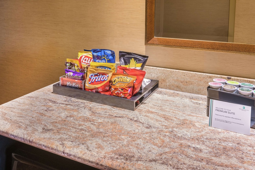 Embassy Suites by Hilton Loveland Conference Center - photo 21