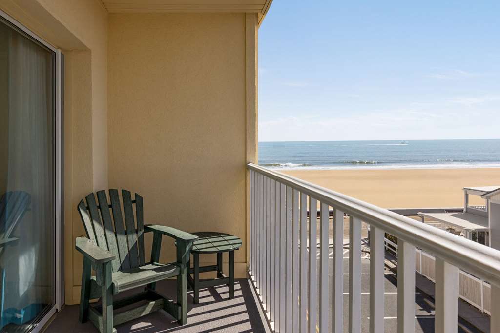 Howard Johnson by Wyndham Ocean City Oceanfront - photo 10