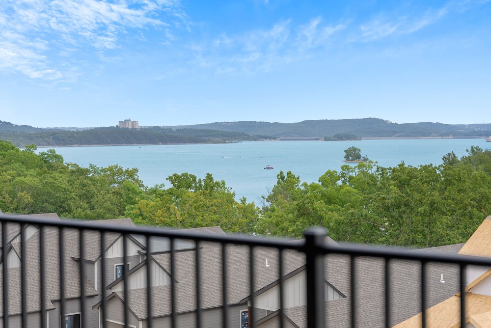 Table Rock Resorts at Indian Point - photo 805