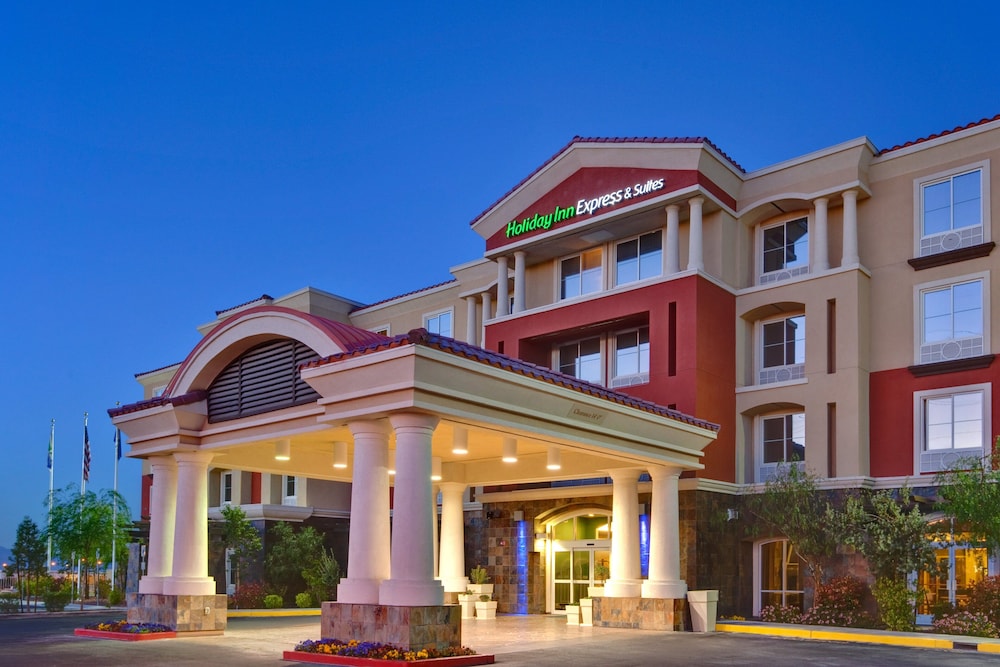 Holiday Inn Express & Suites Las Vegas SW Spring Valley by IHG