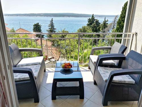 Apartment in Crikvenica 5738 — 4-Star Luxury Hotel in Crikvenica, Croatia