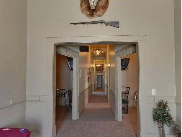 Dakota Spur Hotel - photo 10
