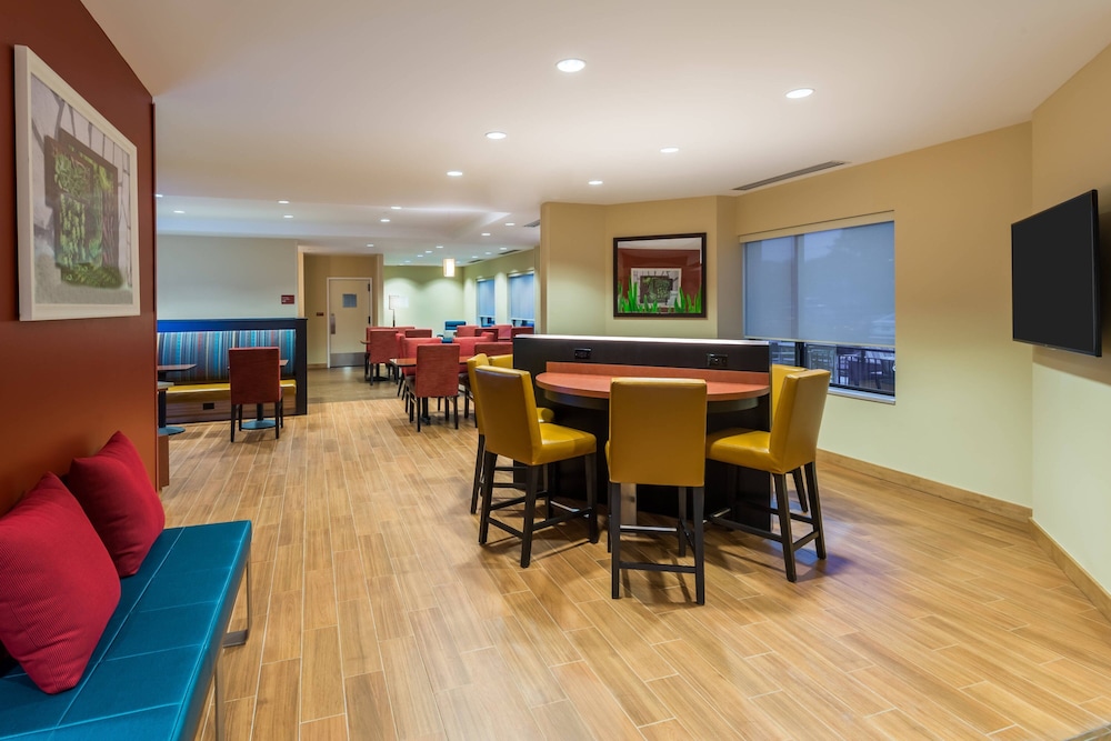 TownePlace Suites Latham Albany Airport - photo 4