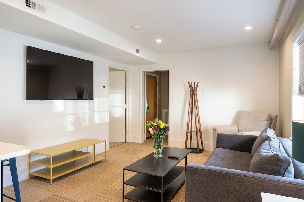 Little Mod Hotel - photo 17