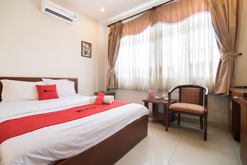 Reddoorz Plus Near Hanh Phuc Hospital Binh Duong — hotel in Thu Duc