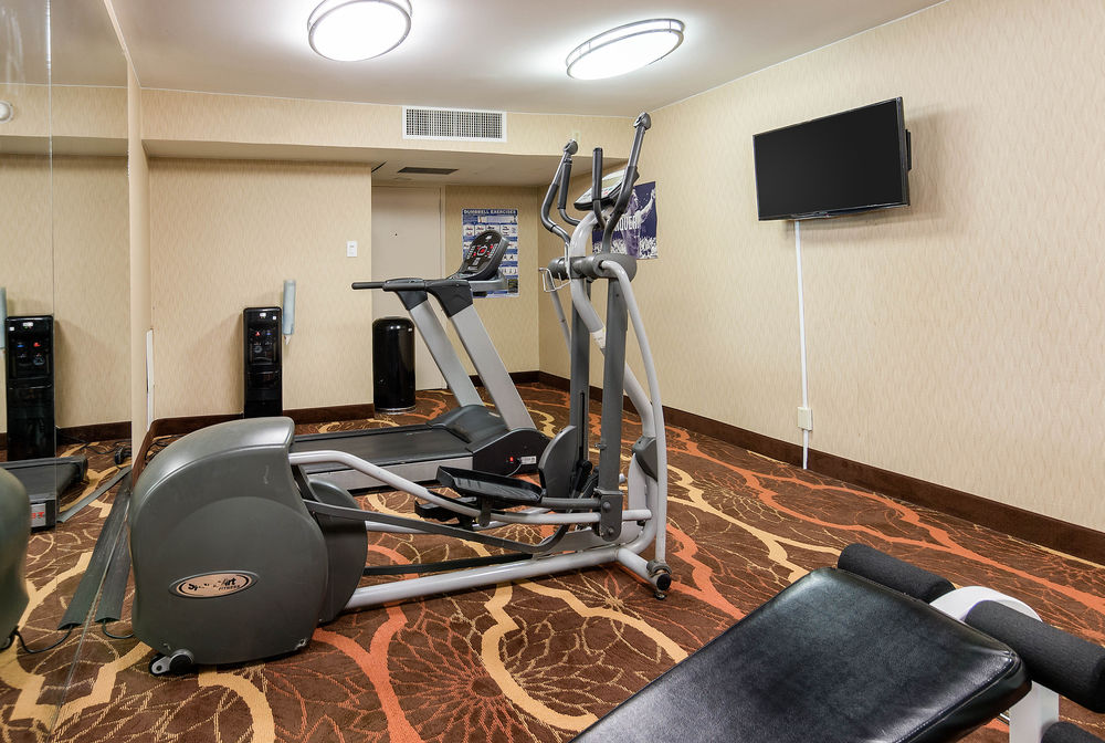 Clarion Inn & Suites By Hampton Convention Center - photo 22