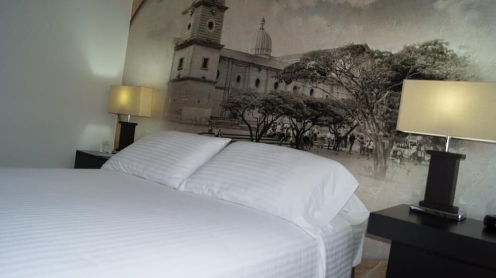 Hotel Puerta de San Antonio — Cali — photo 4