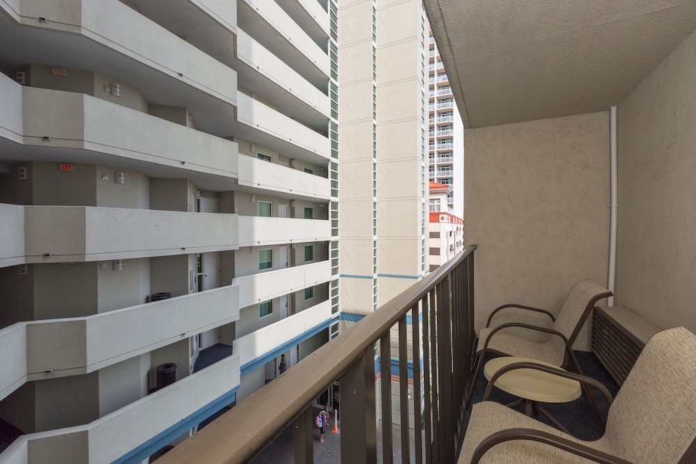 Carolinian Beach Resort by Oceana Resorts - photo 46