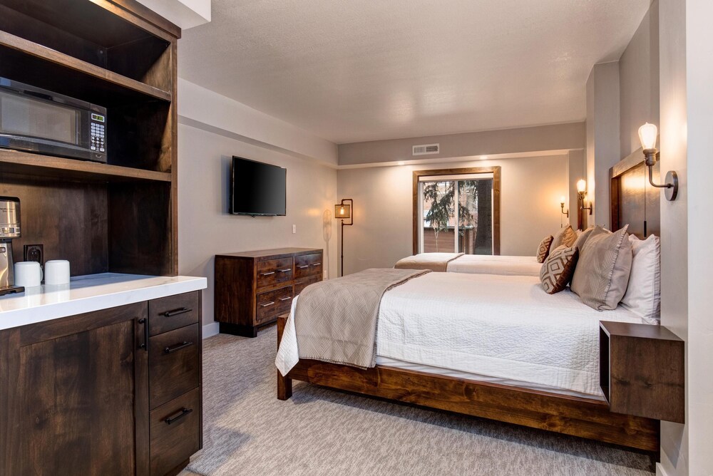 Park Station Condominium Hotel - photo 61