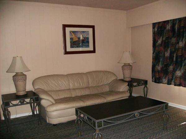 River Heights Motel - carbon neutral hotel in Courtenay