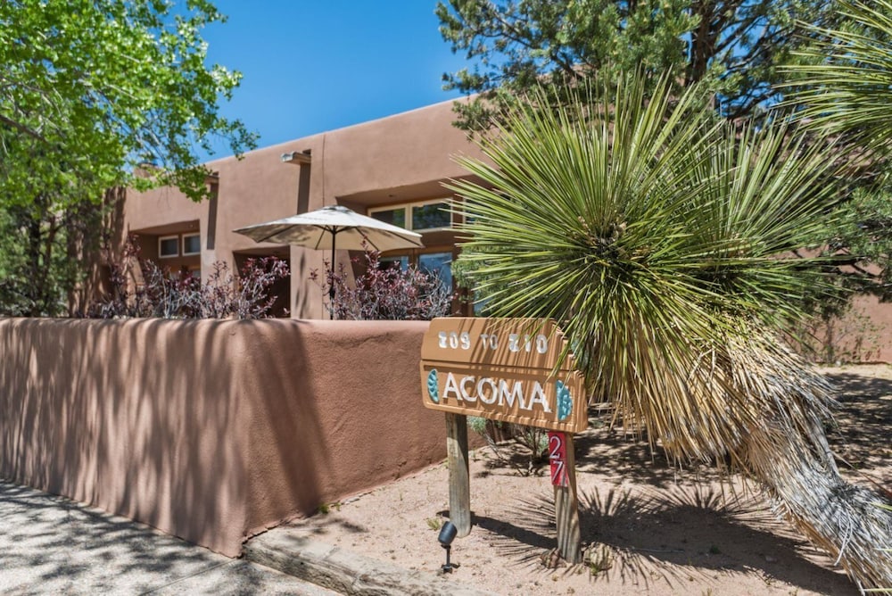 Acoma Majestic Views Near the Santa Fe Opera and Four Seasons in Tesuque - photo 19