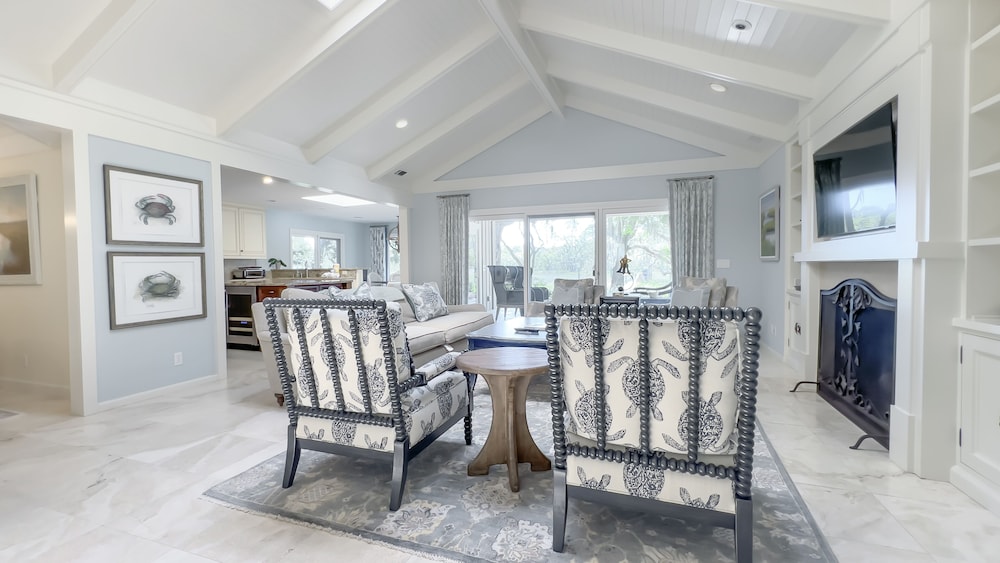 8 North Calibogue Cay Rd at The Sea Pines Resort - photo 14