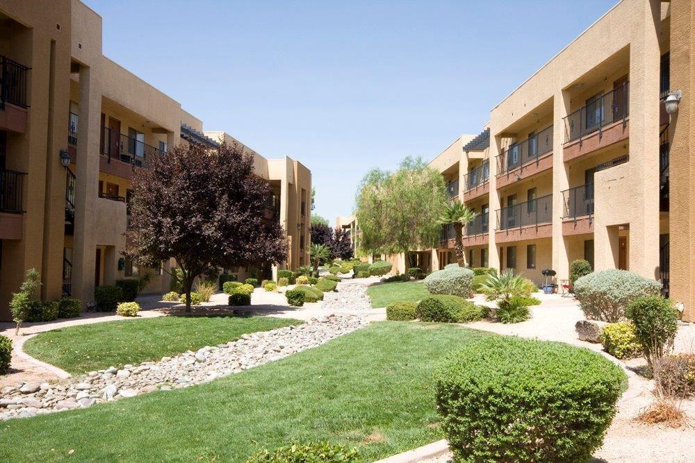 Emerald Suites Las Vegas - photo 3