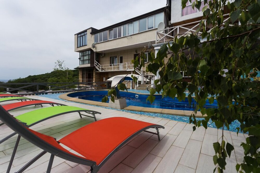 Yakor in Ol'ginka, Russia