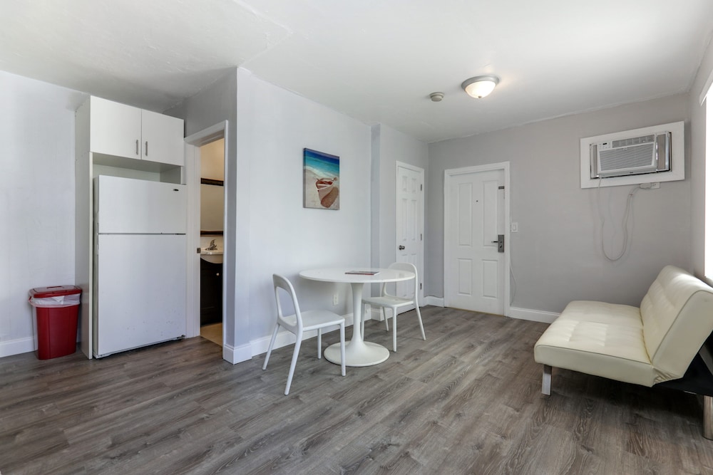 Hollywood Beach Hotels - photo 75