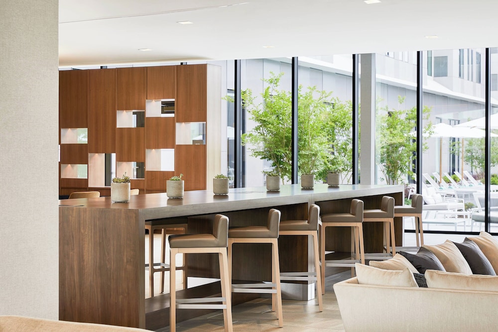 AC Hotel by Marriott Dallas by the Galleria - photo 10