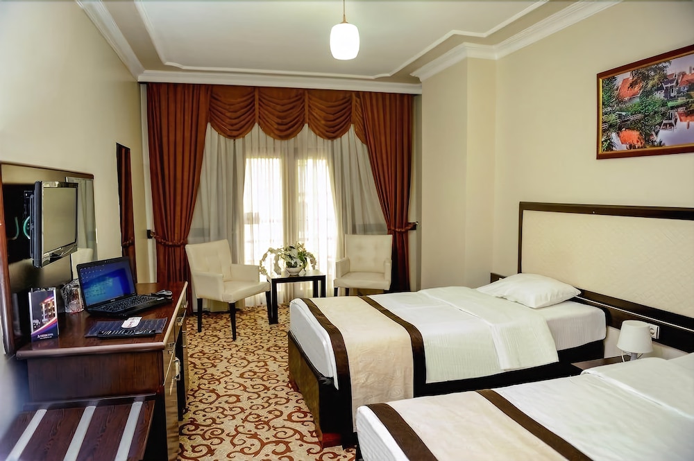Teona Hotel — Izmit — photo 5