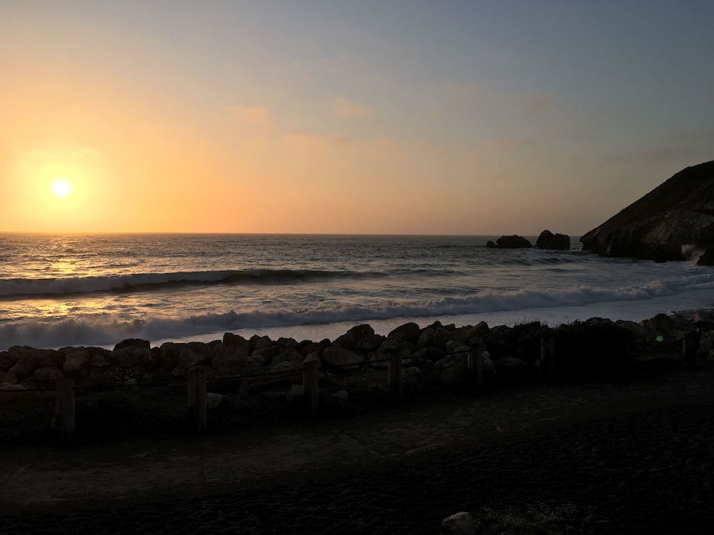 Pacifica Lighthouse Hotel Trademark Collection by Wyndham - photo 40