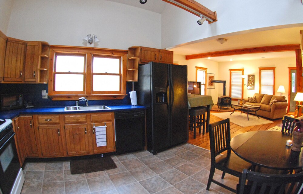 Hyde Away Inn - photo 28