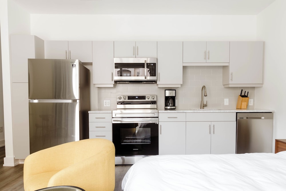 Midtown South - photo 24