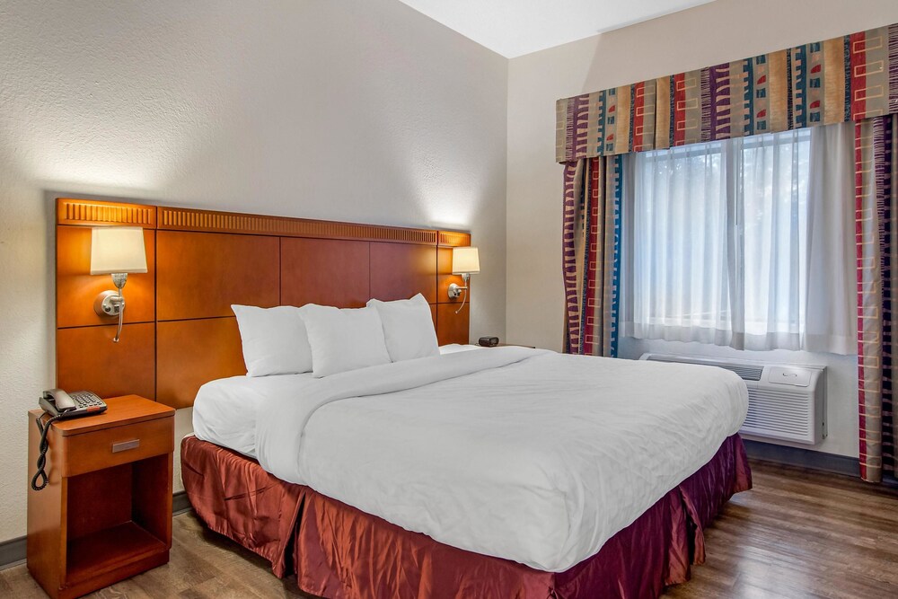 Spark by Hilton Duluth - photo 20