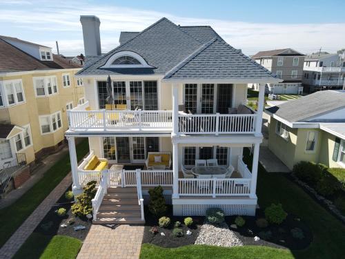 Amazing Gold Coast Property in Ocean City, United States