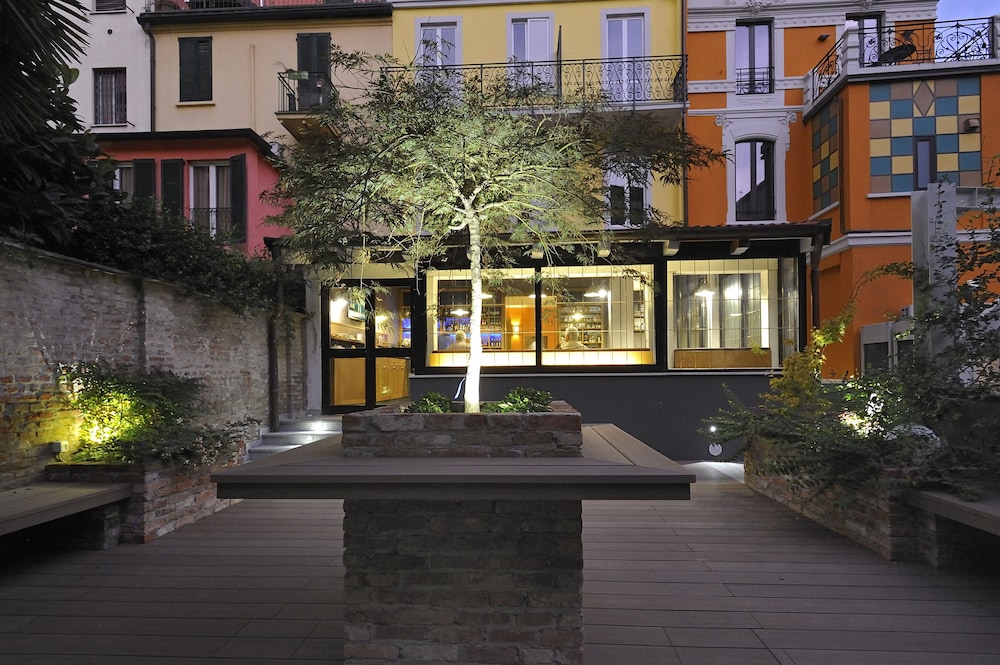 Biocity - carbon neutral hotel in Milan