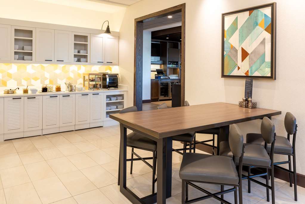 Hyatt Place Flint Grand Blanc - photo 10