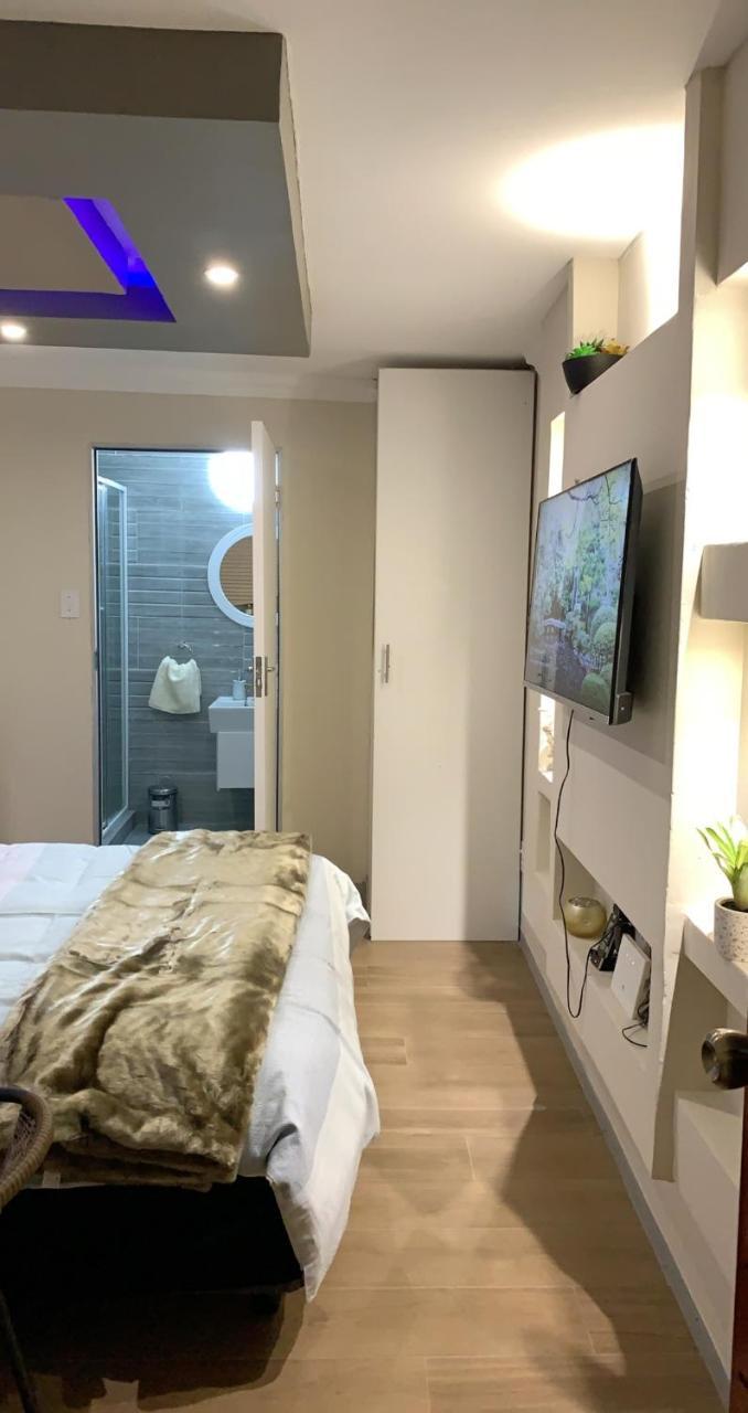 Made Stays — 5-Star Luxury Hotel in Randburg, South Africa