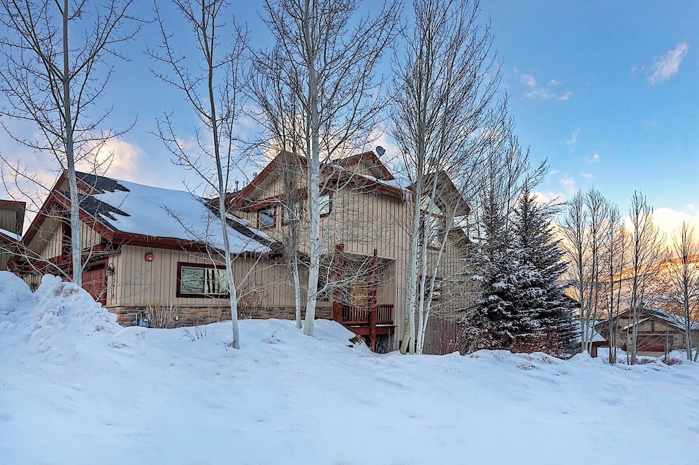 Snowbound Ski Retreat at Cedar Ridge by Casago - photo 17