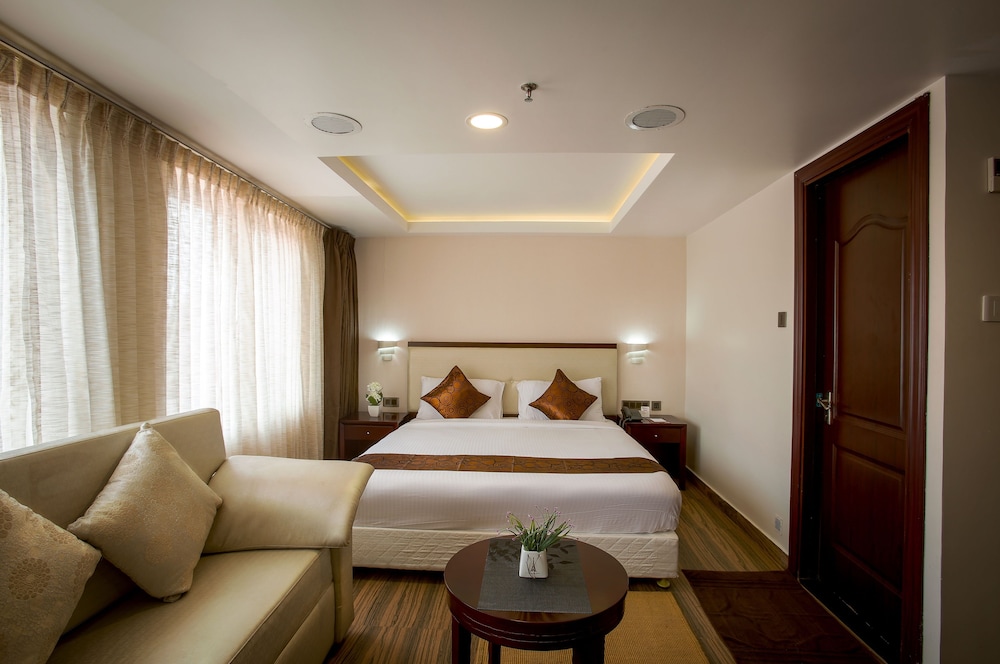 KGA Elite Continental Hotels in Tiruvalla, India