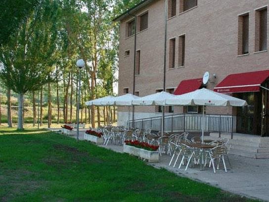 Puerta Pinares - carbon neutral hotel in Abejar