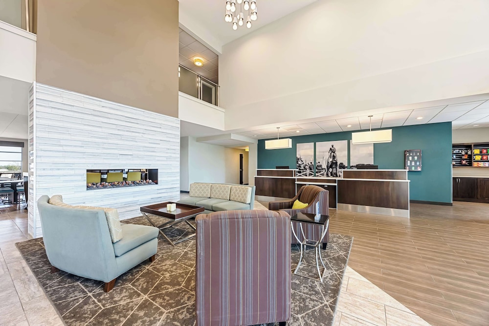 Best Western Plus Bolivar Hotel & Suites - photo 2