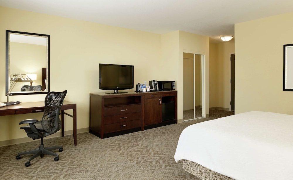 Hilton Garden Inn Phoenix North Happy Valley - photo 16