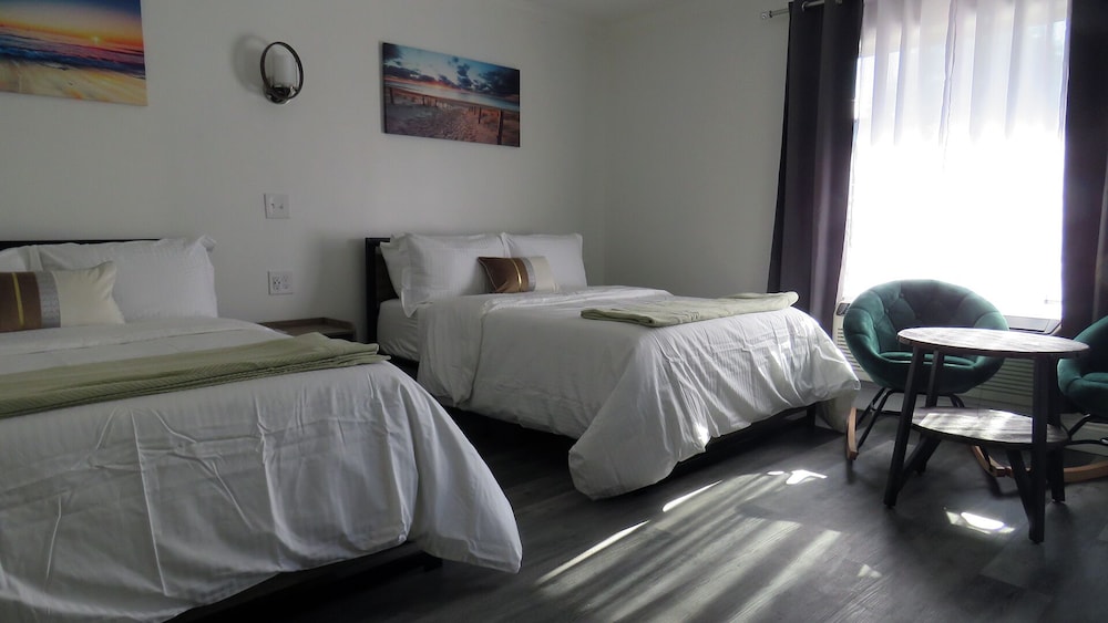 Gatehouse Motel - photo 9