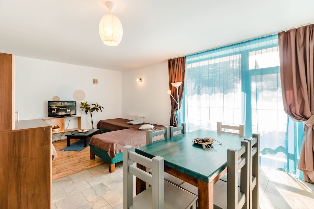 Ezio Brasov — hotel in Sacele