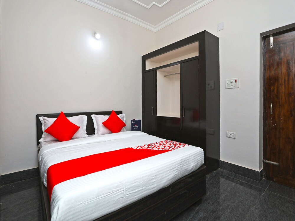 Hotel O Regal Stays — Bhubaneshwar