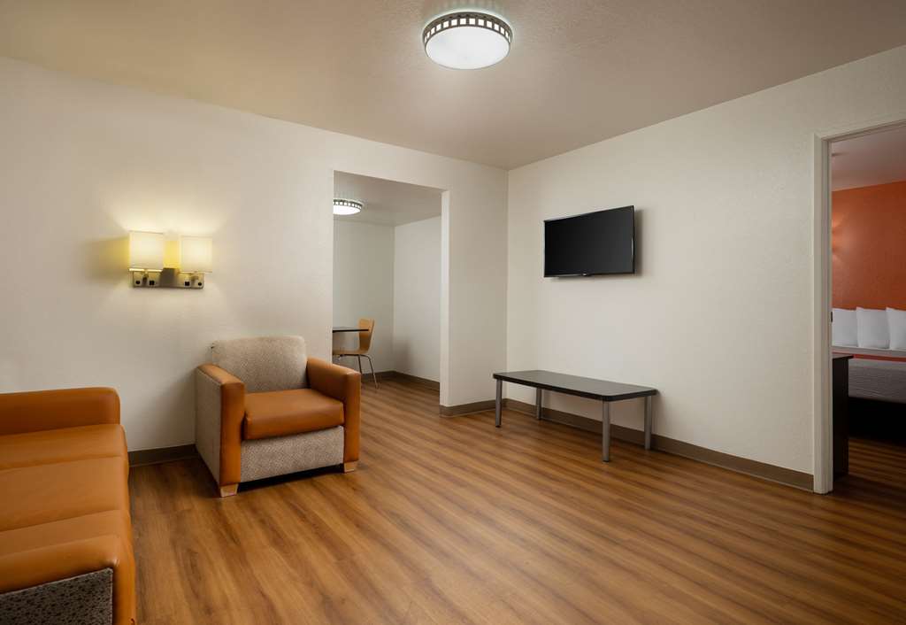 Motel 6 Pismo Beach CA - photo 18
