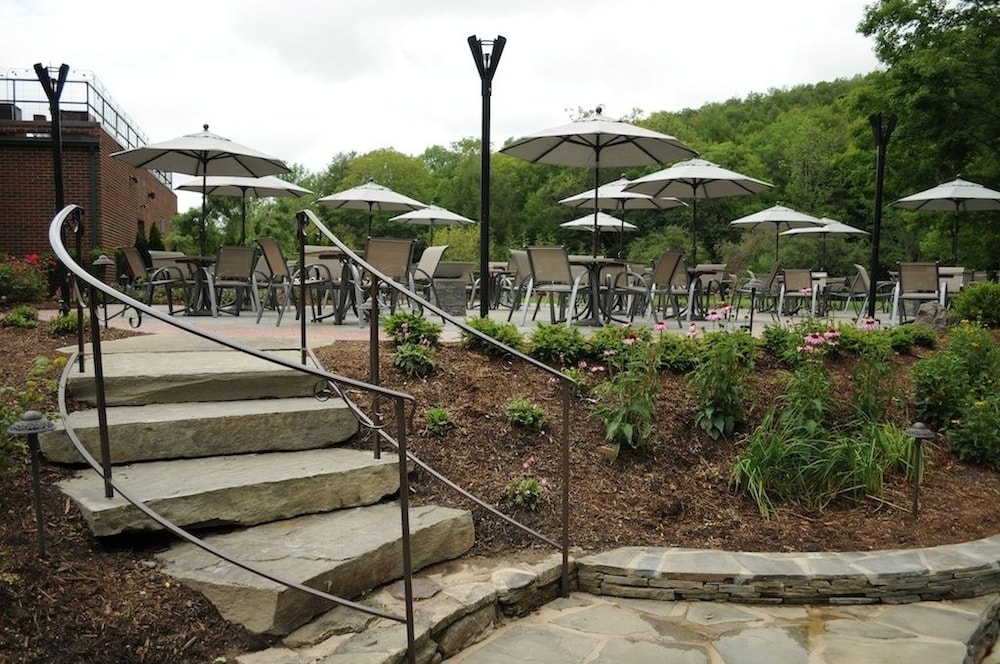 The Beaumont Inn - photo 42