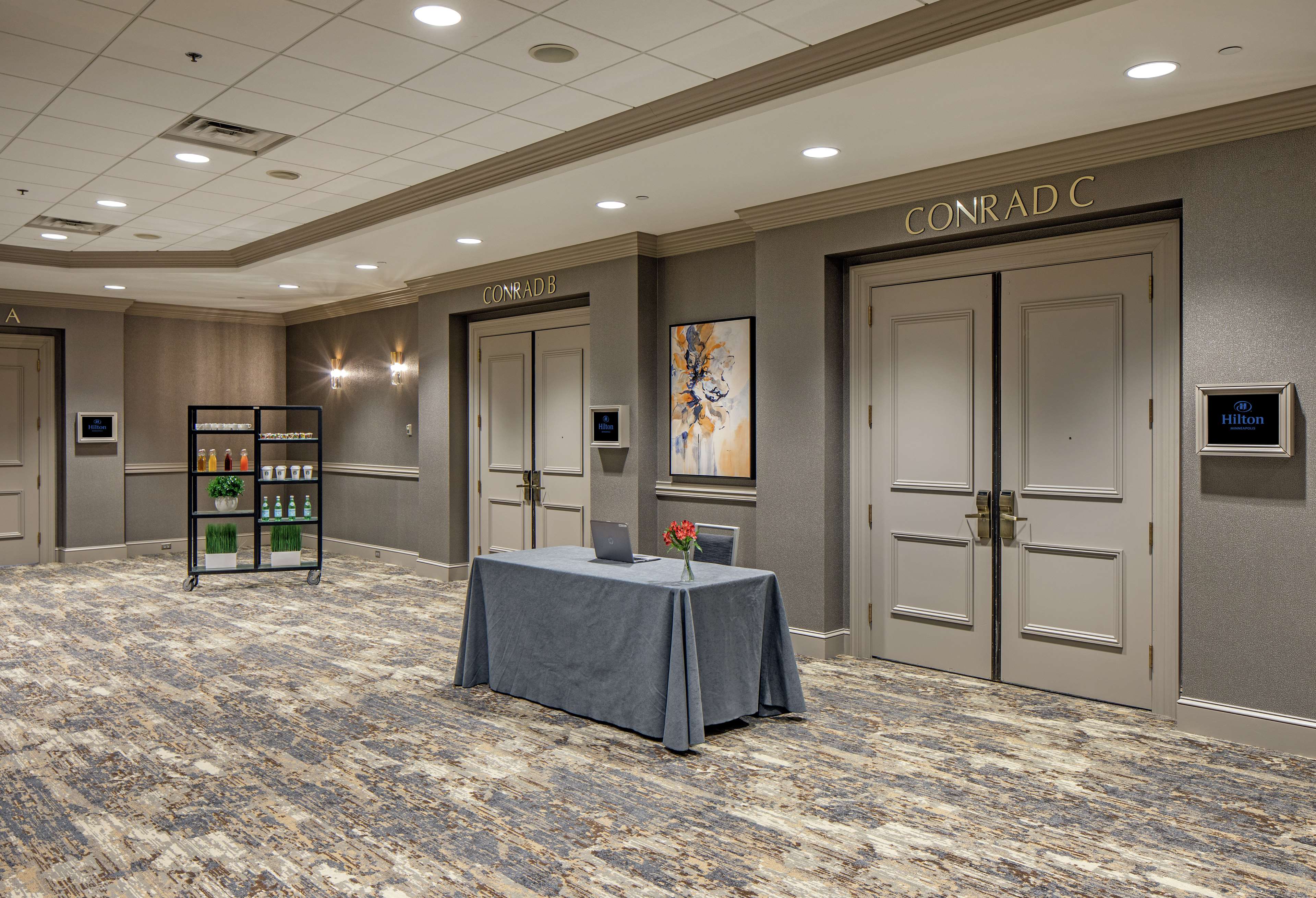 Hilton Minneapolis - photo 32