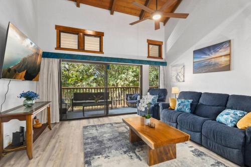 Tropical Treehouse Near the Beach — 4-Star Luxury Hotel in Koloa, United States