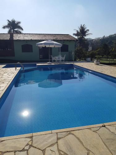 Casa de Campo Recanto Céu Azul — 4-Star Luxury Hotel in Guararema, Brasil