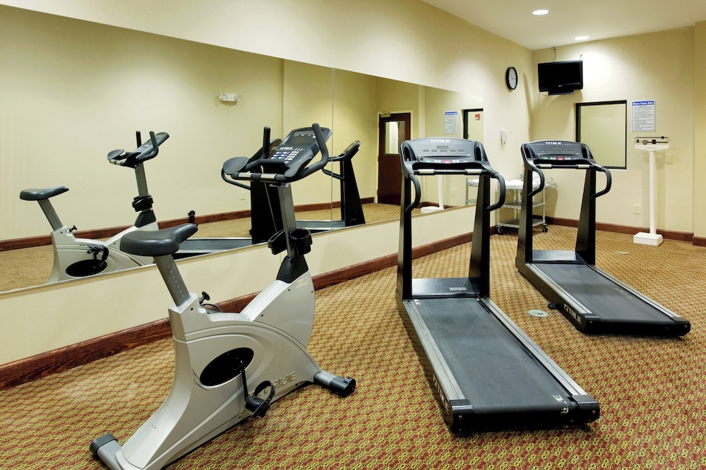 Holiday Inn Express Hotel & Suites Sylacauga by IHG - photo 19